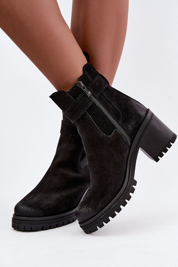 Bottines Ilyss en daim à talon bloc