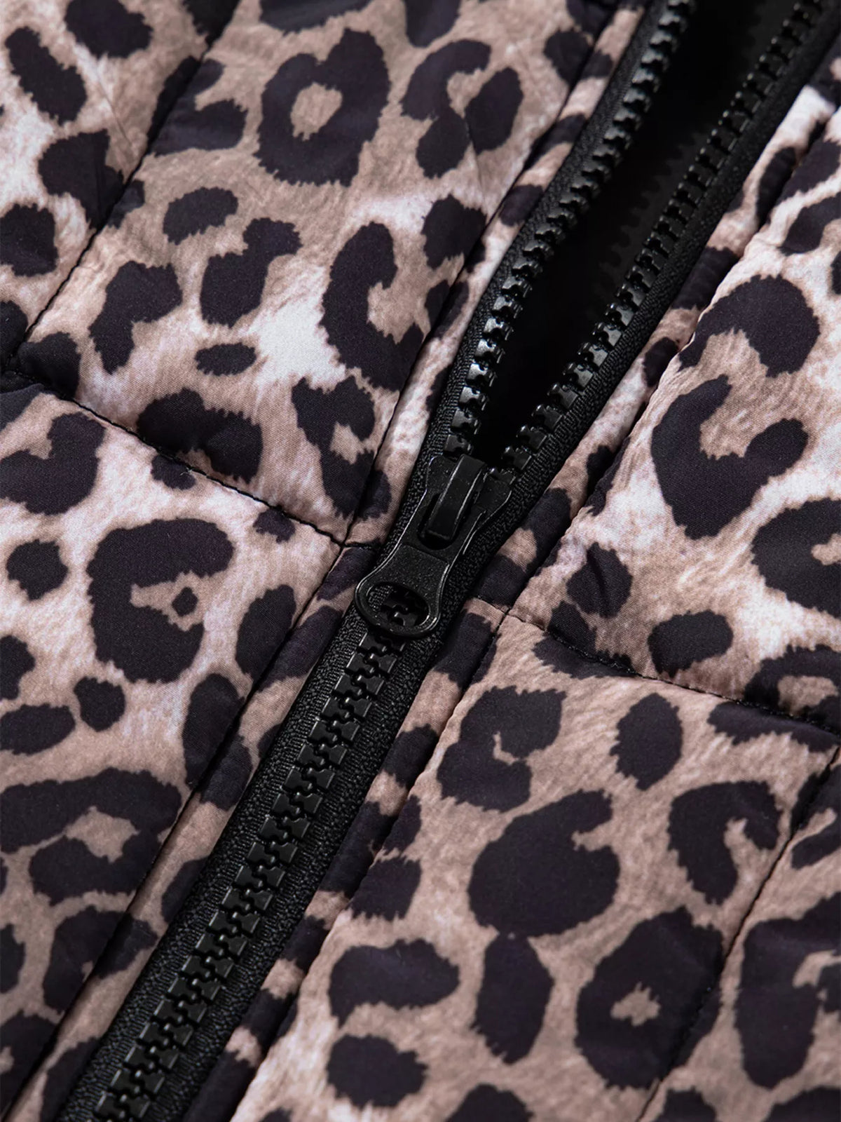 Gilet Noélia – matelassé léopard zippé – photo produit 10