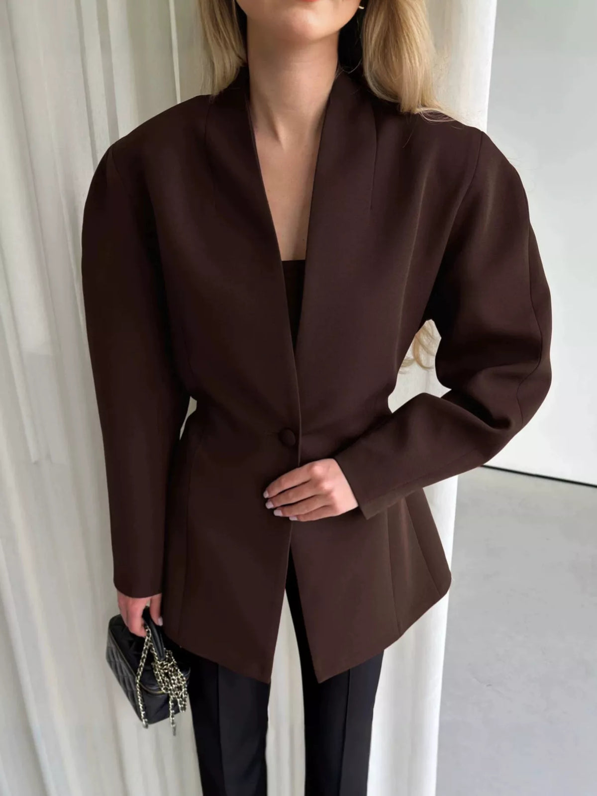 Blazer Adélise – un bouton manches longues – photo produit 8