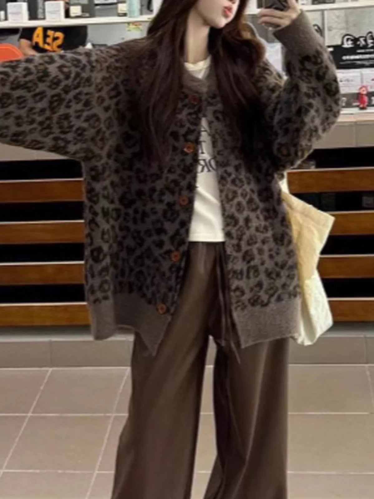 Gilet Aramée – léopard boutonné – photo produit 2
