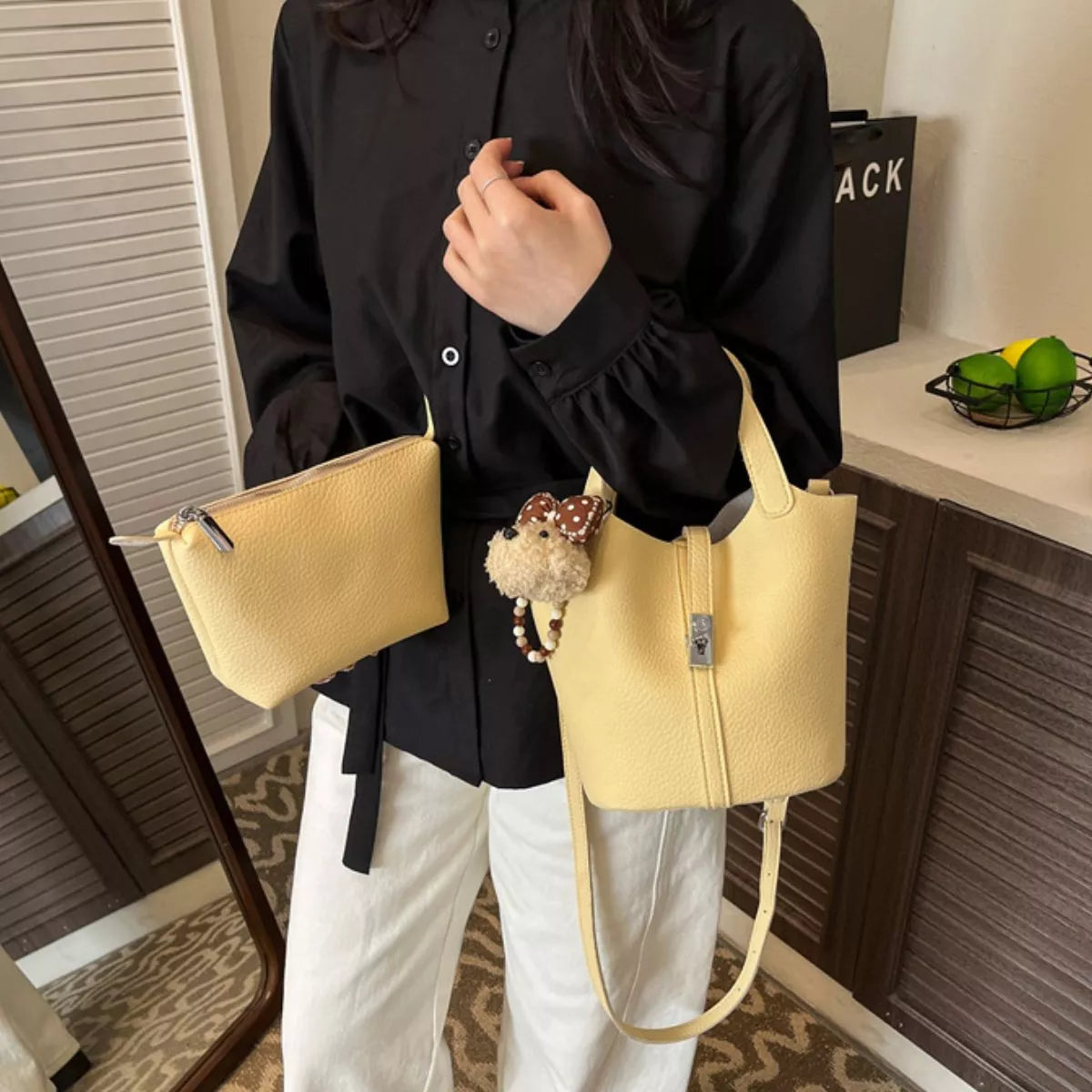 Sac Lélia seau en cuir – photo produit 1