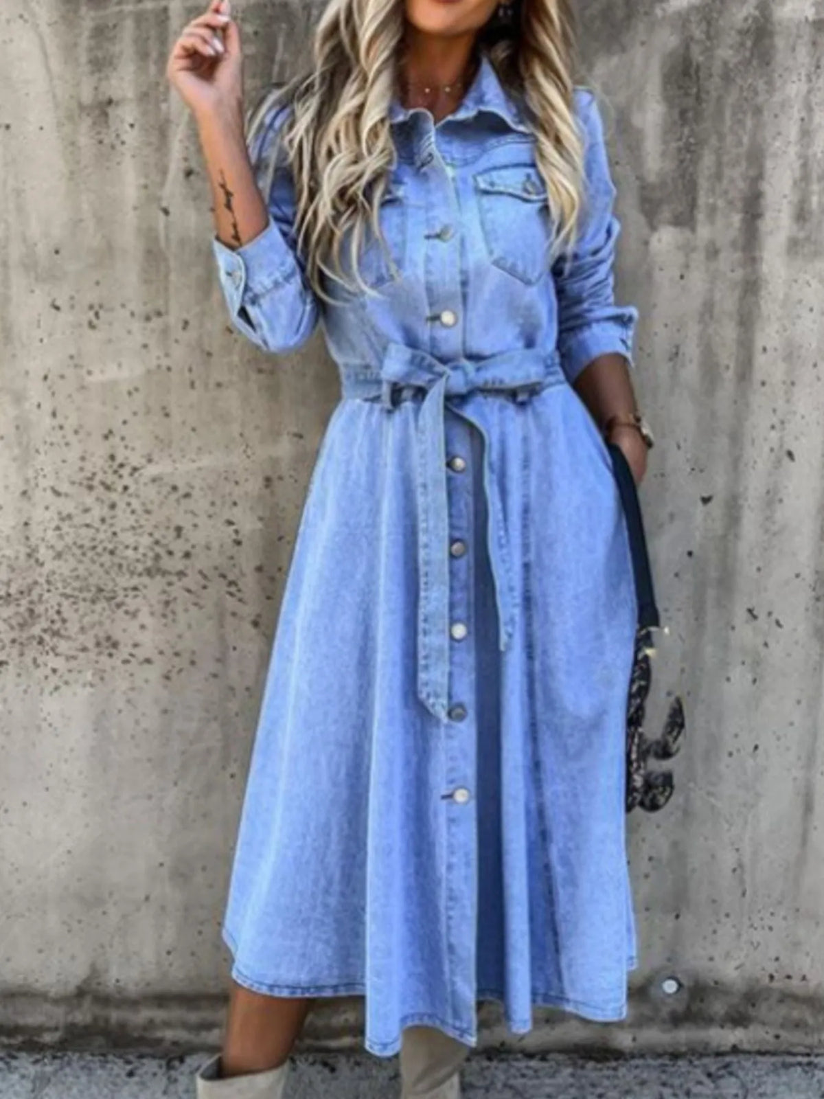 Robe chemise Élena en jean – photo produit 2
