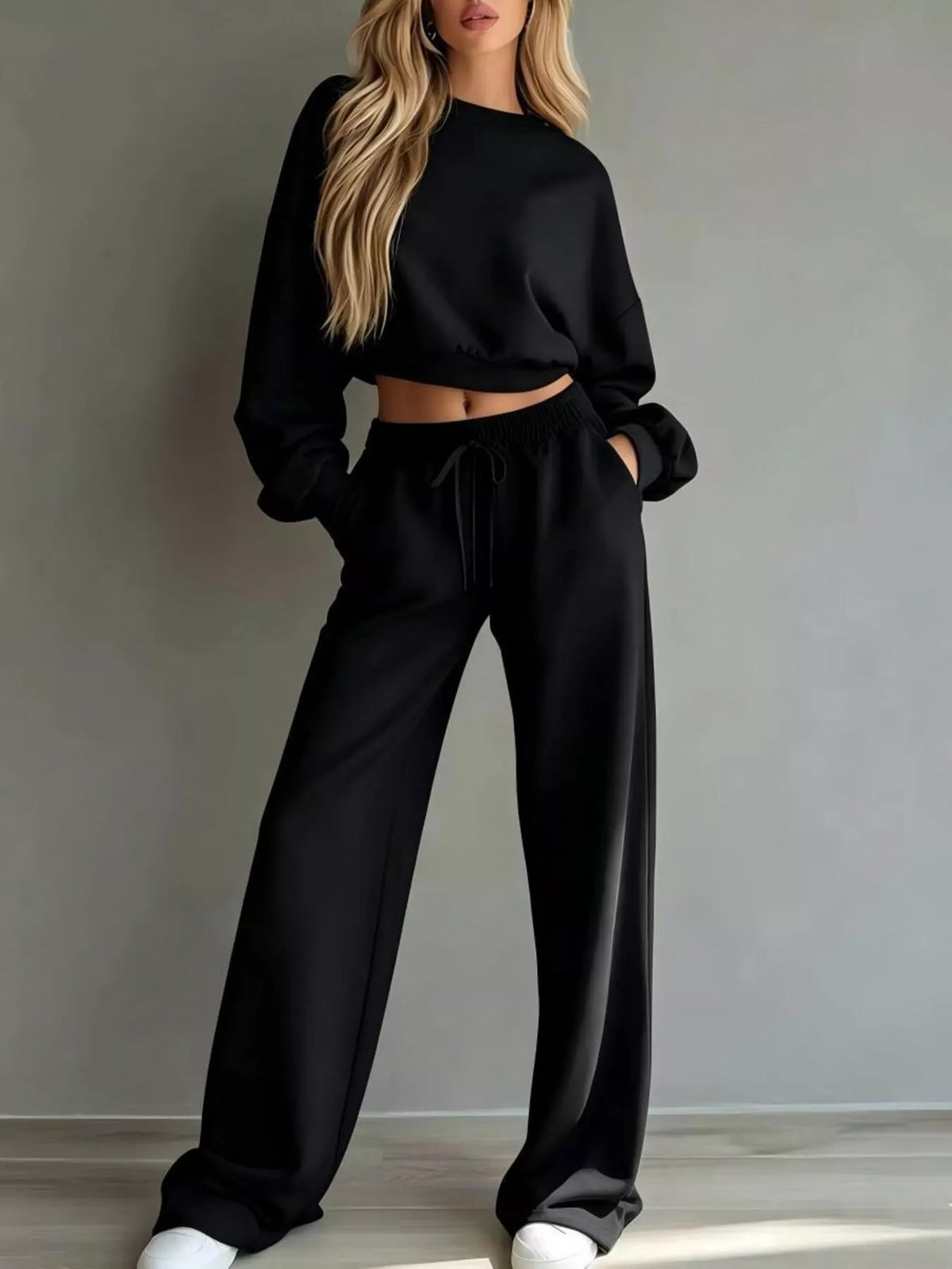 Ensemble sweat court col rond et pantalon large – photo produit 16