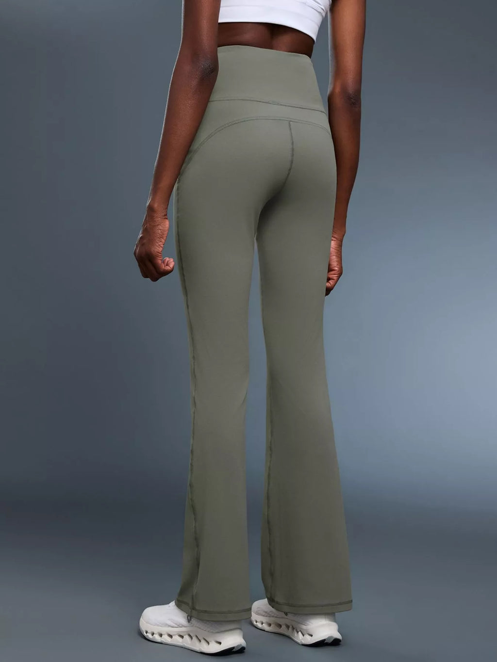 Pantalon Méryl – de sport flare taille haute – photo produit 9