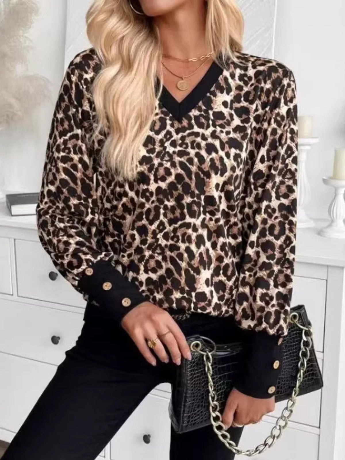 T-shirt Shamara col V – photo produit 1