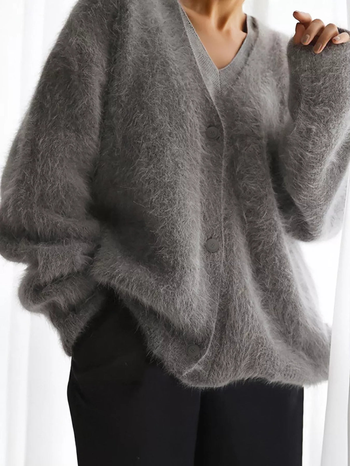 Gilet Lunelle – en mohair boutonné col V – photo produit 1