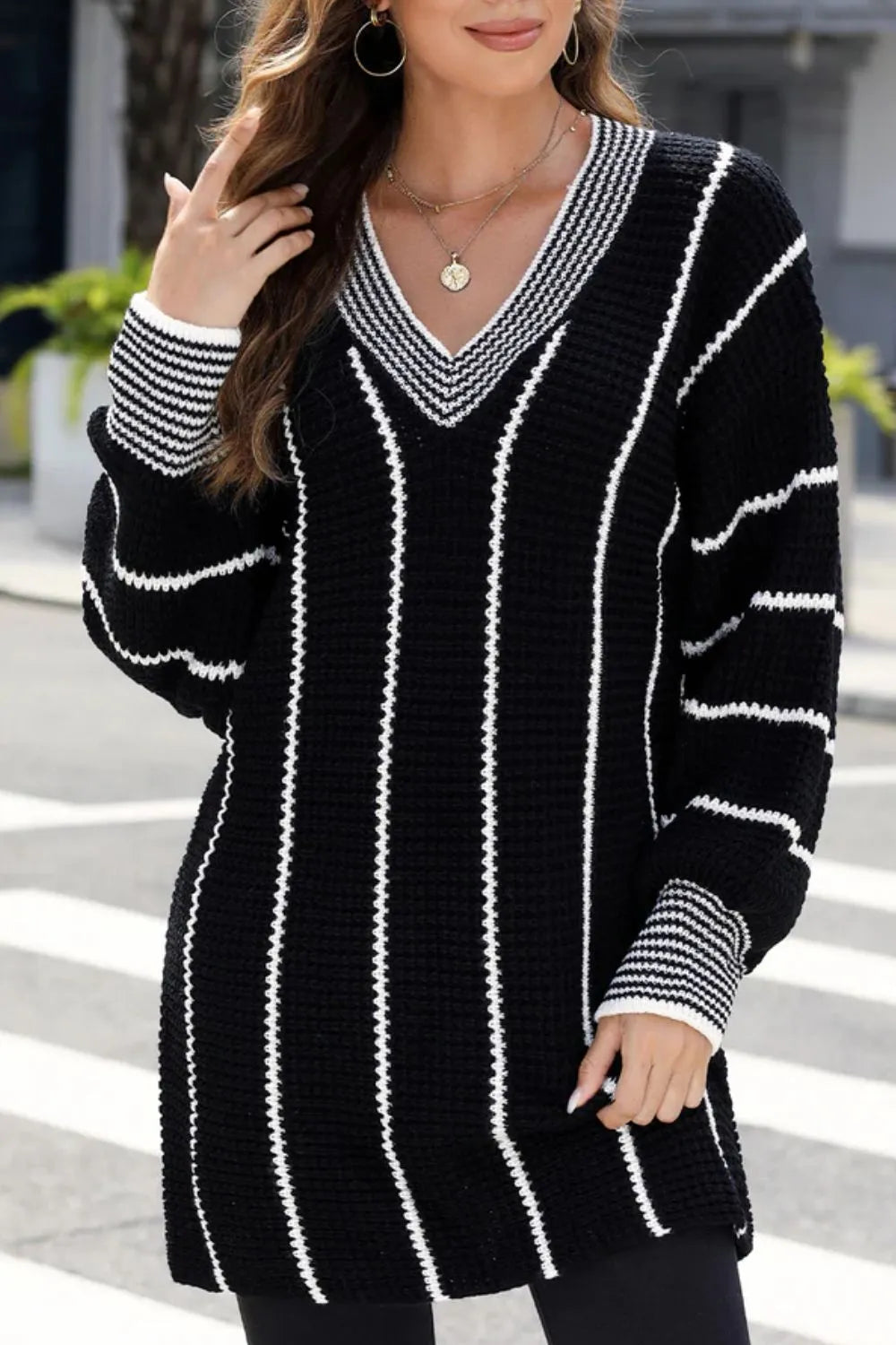 Pull Tess rayé col V – photo produit 4