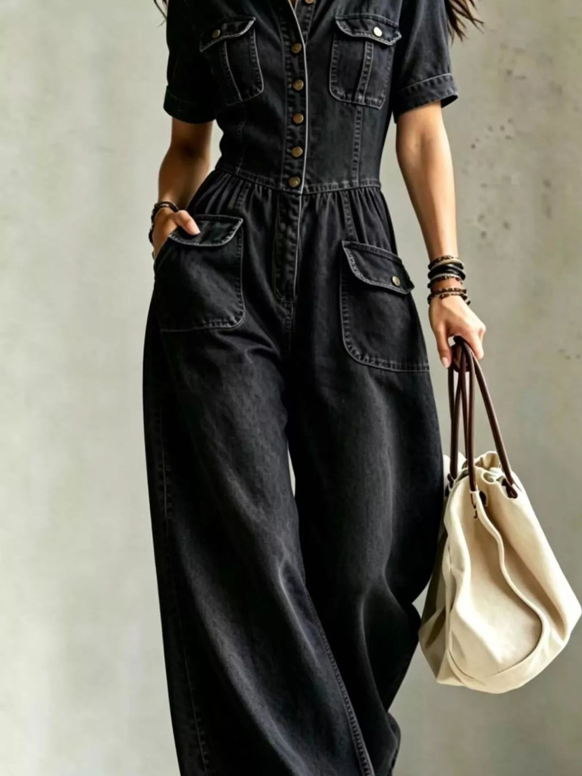 Combinaison Eva en jean à poches poitrine grande taille – photo produit 4