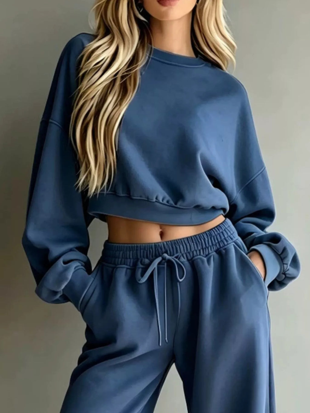 Ensemble sweat court col rond et pantalon large – photo produit 11