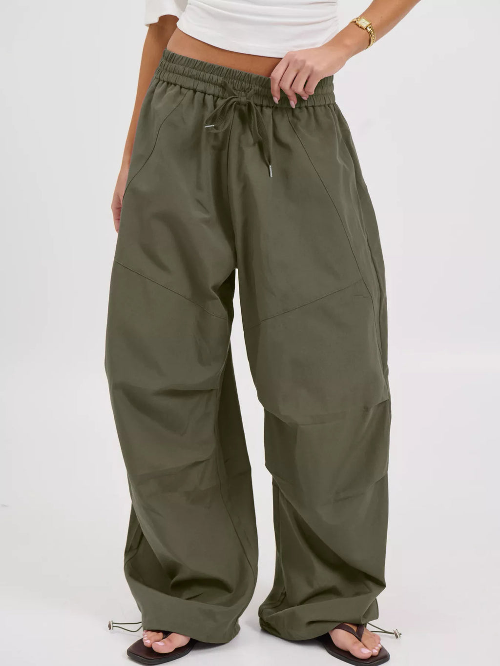 Pantalon Délia – large à cordon de taille – photo produit 2