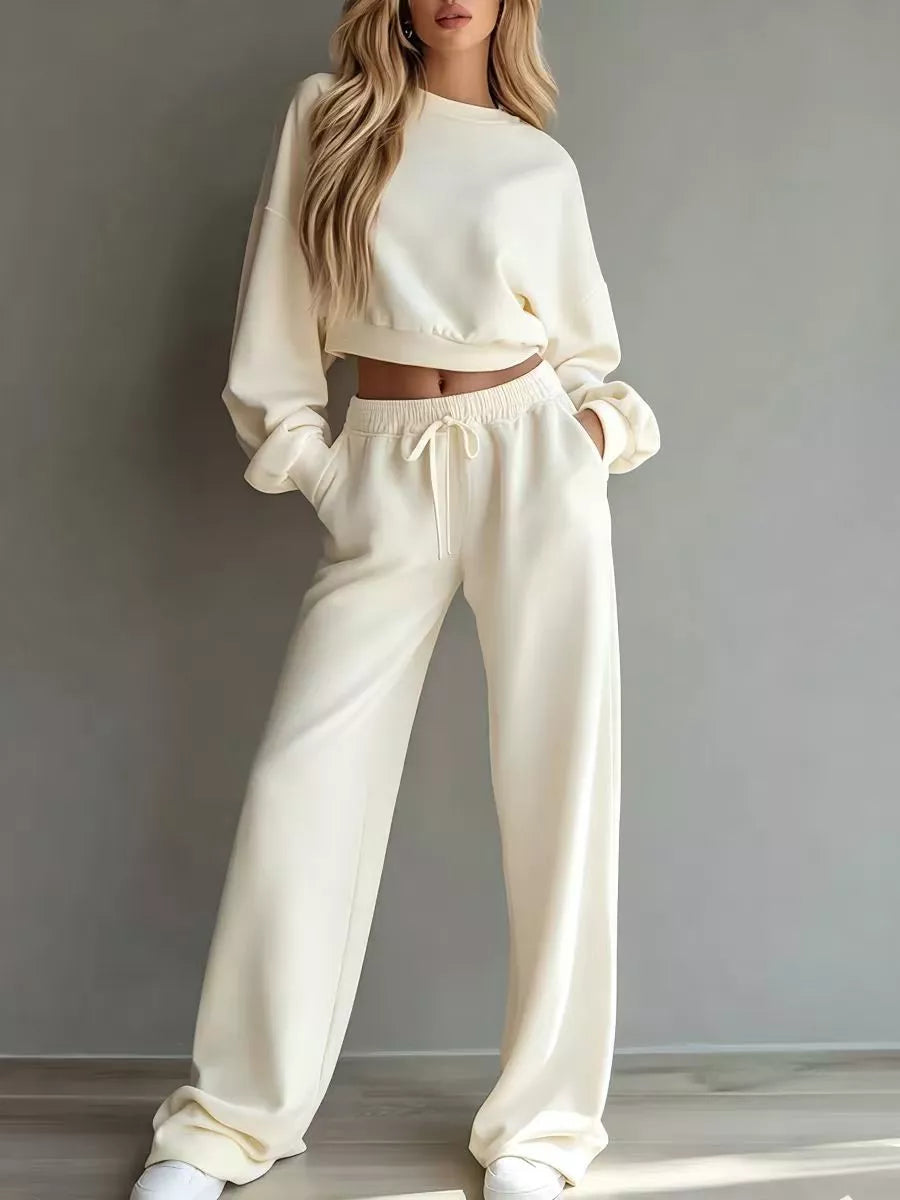 Ensemble sweat court col rond et pantalon large – photo produit 4