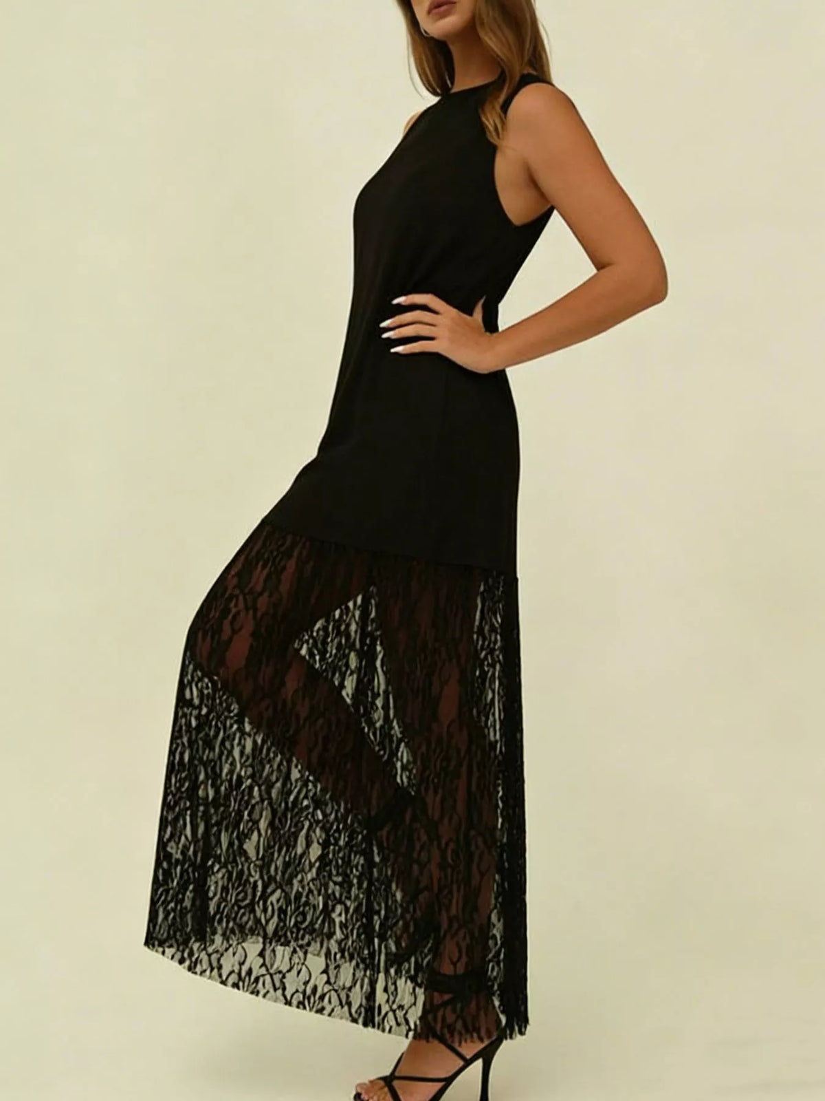 Robe longue Zélie en dentelle – photo produit 4