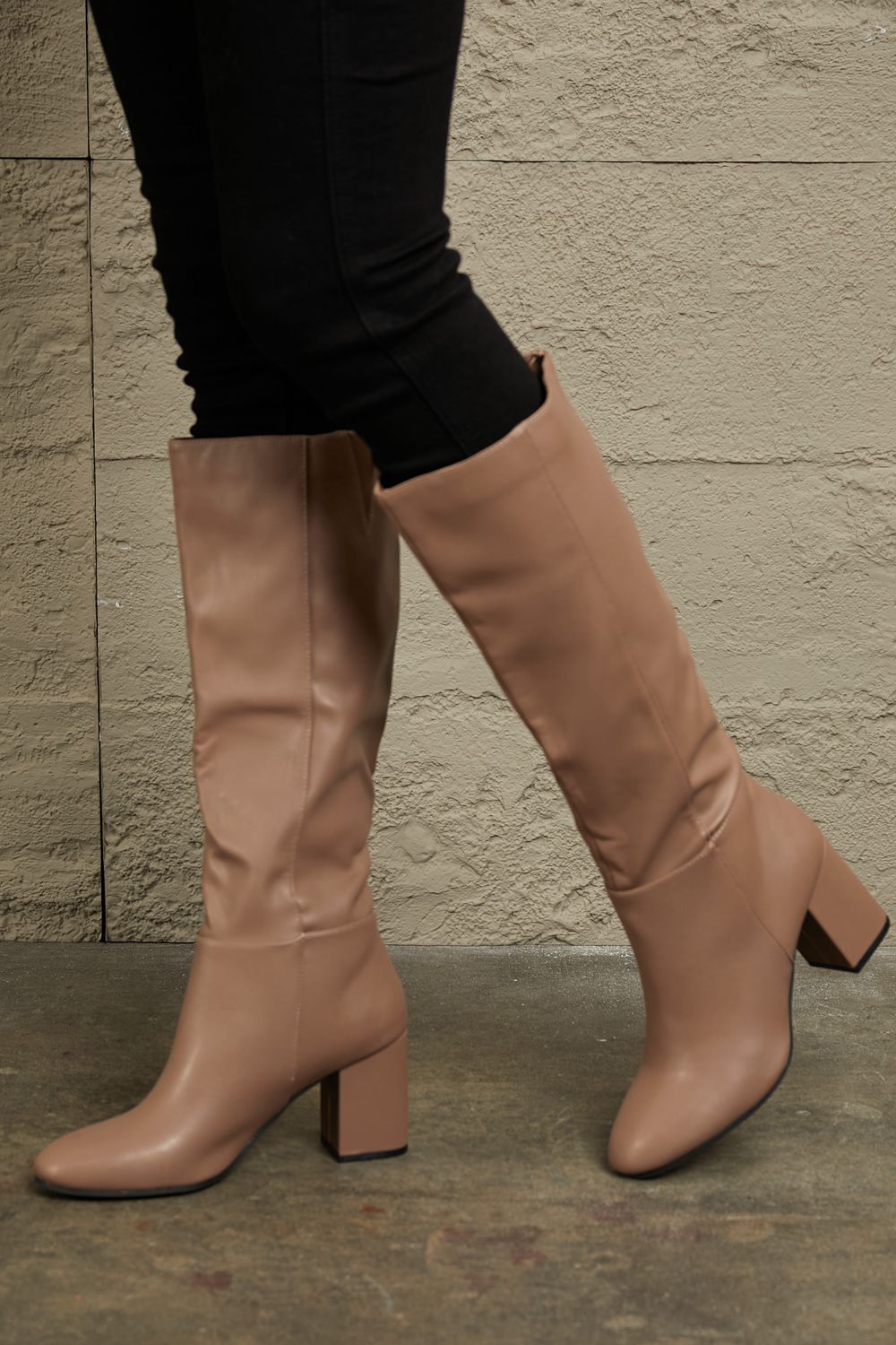 Bottes hautes Romy à talon carré – photo produit 4