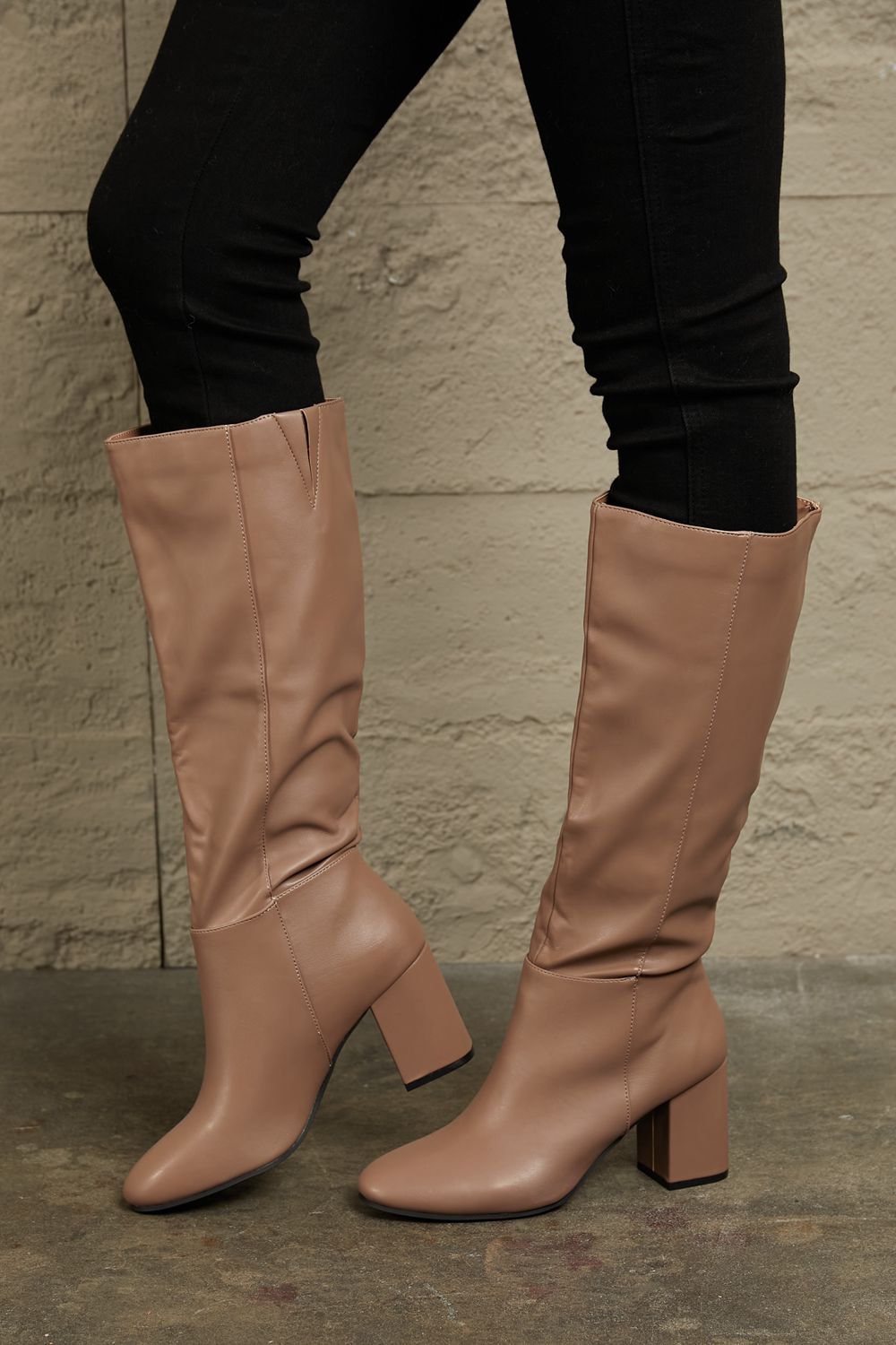 Bottes hautes Romy à talon carré – photo produit 5