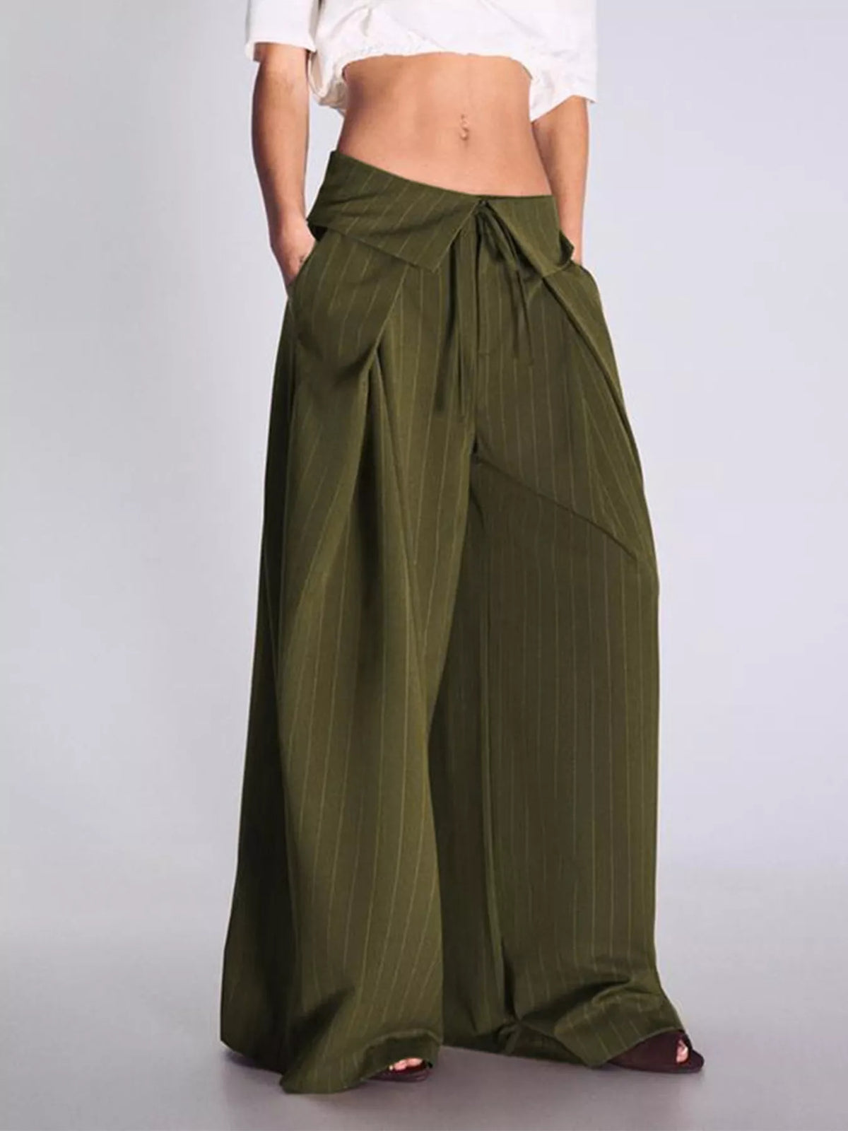 Pantalon Devine à fines rayures – photo produit 3