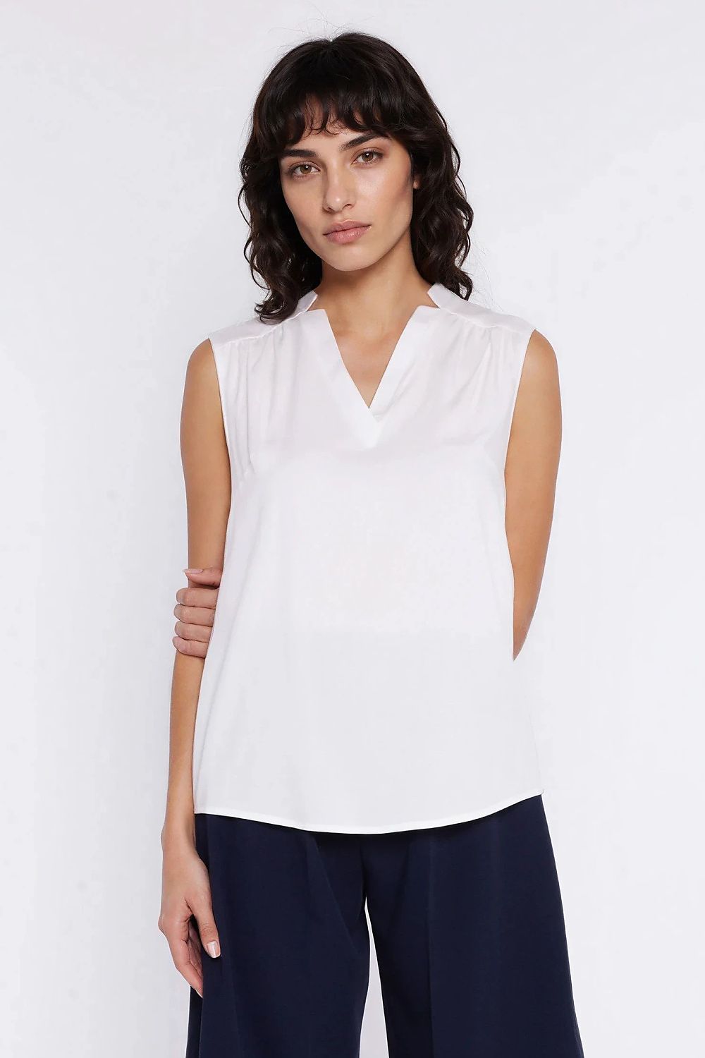  Blouse model 226433 Nife 