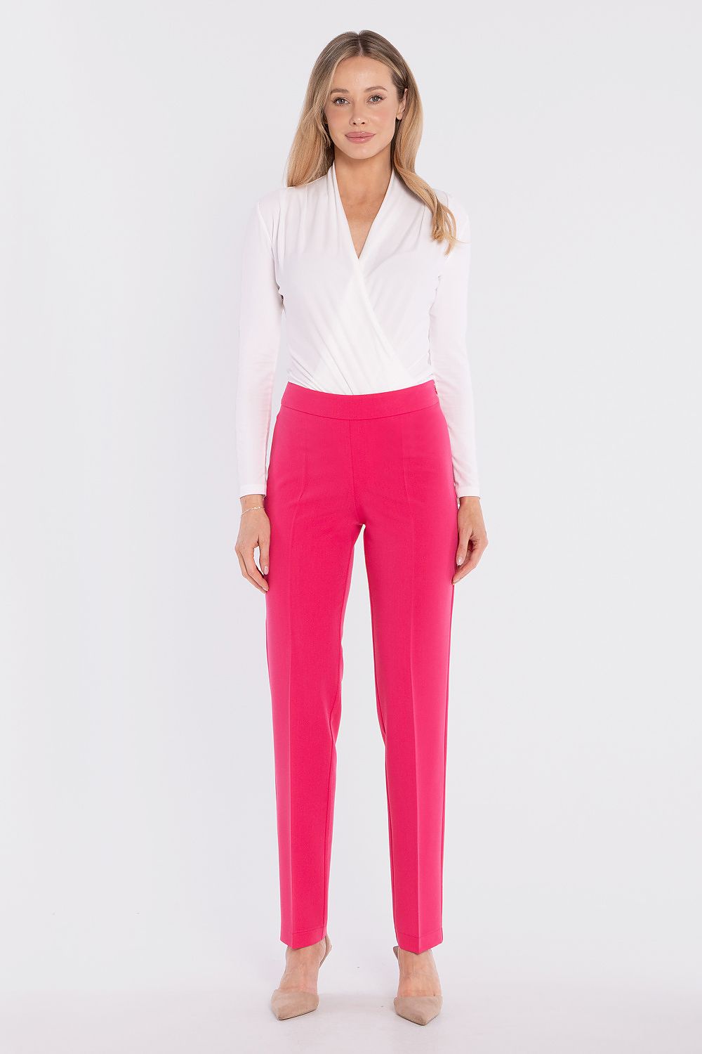  Women trousers model 227760 Stylove 