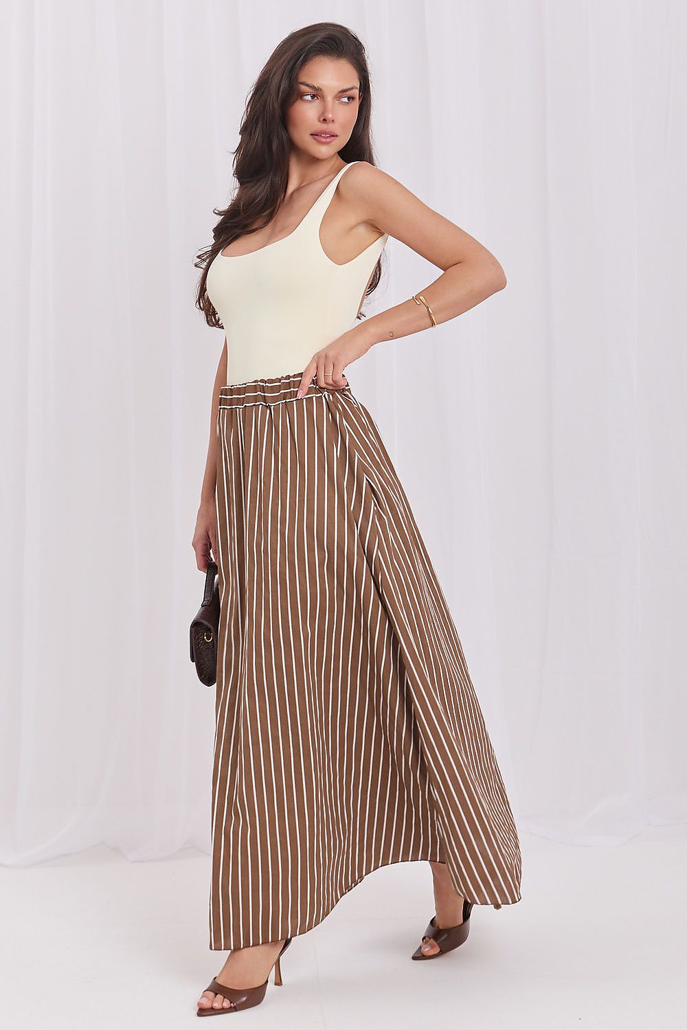 Jupe Liorane midi rayée marron – Nolyah Paris