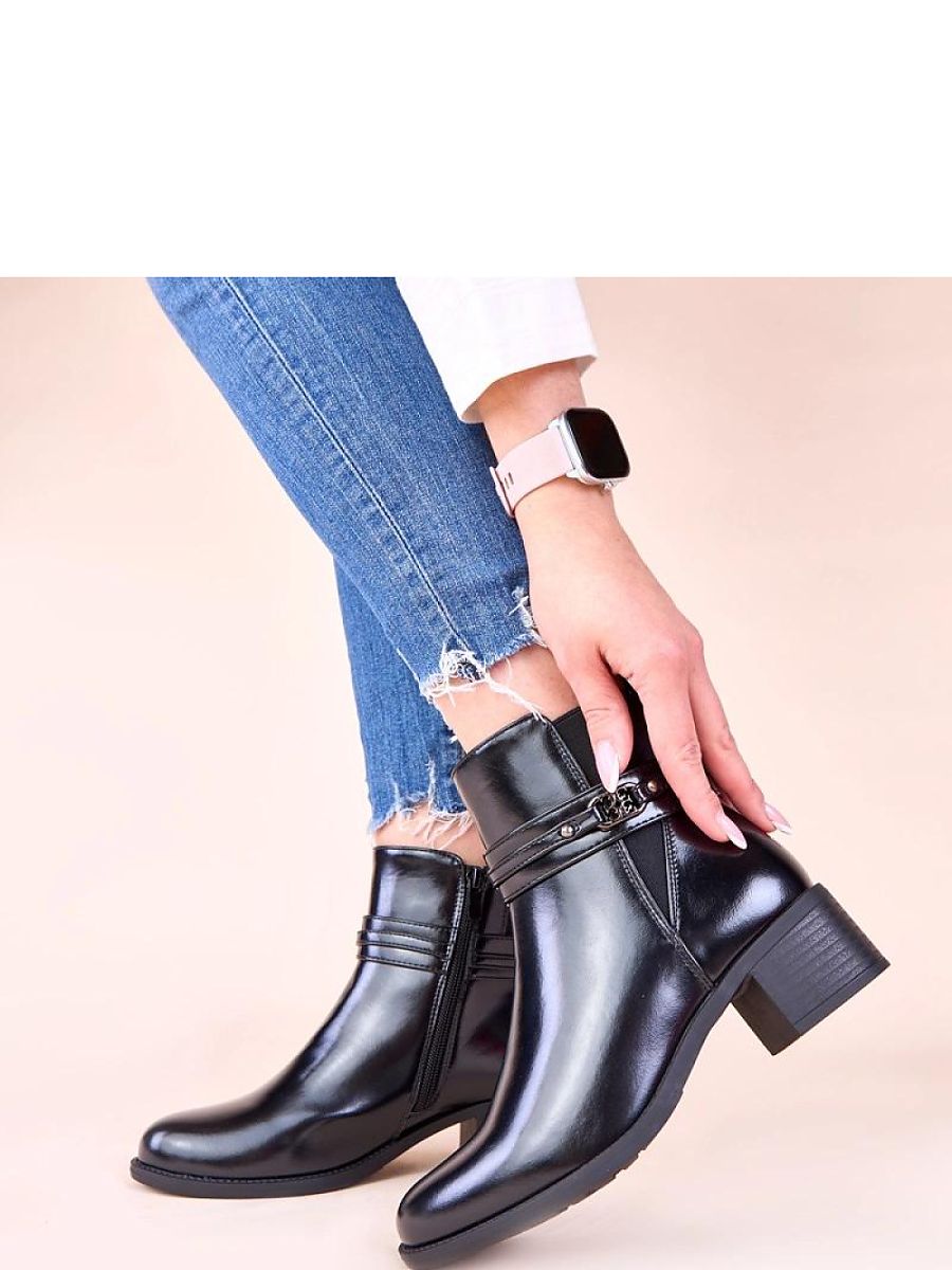 Lilua Black Block-Heel Ankle Boots