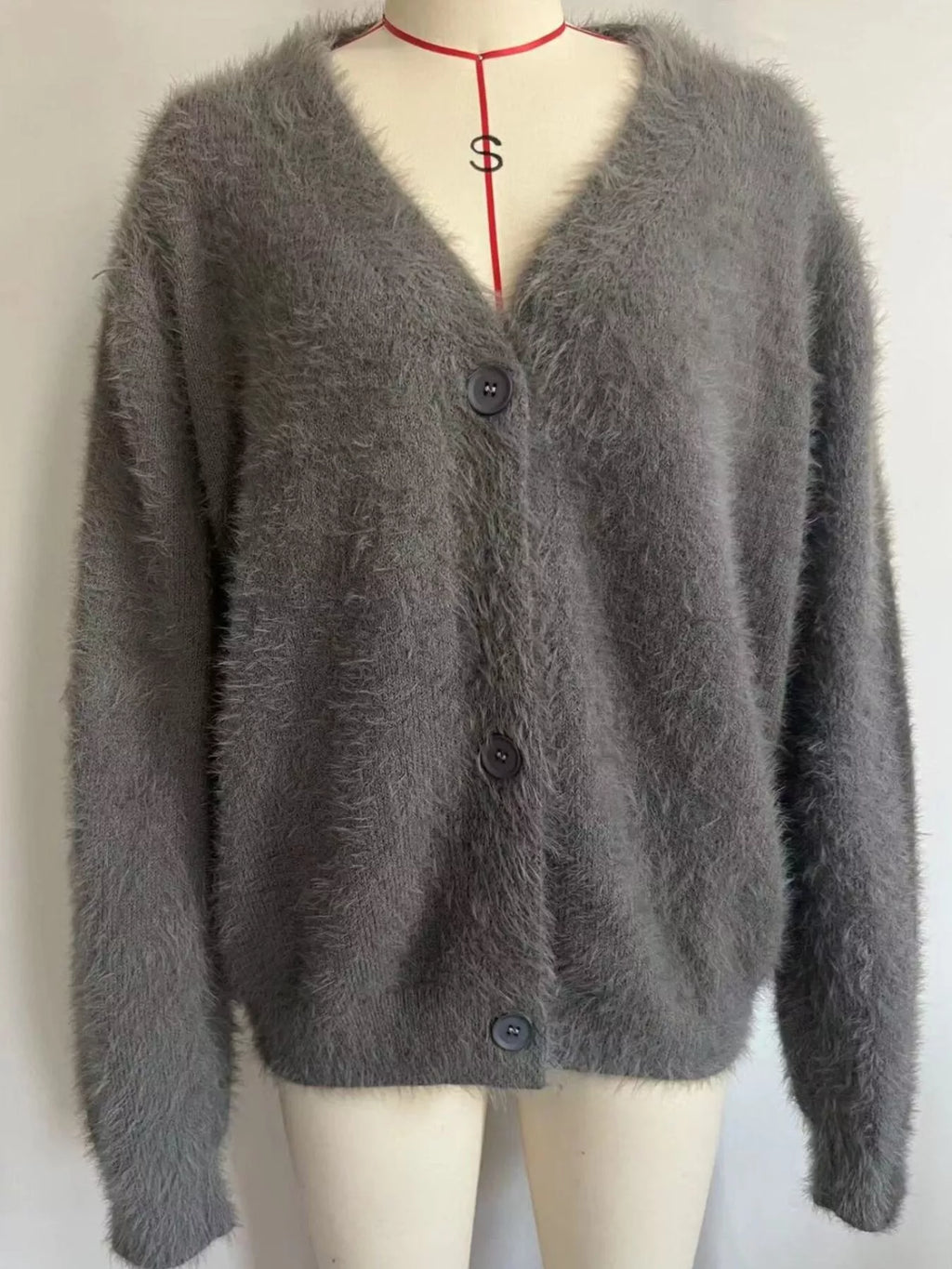 Gilet Lunelle – en mohair boutonné col V – photo produit 3
