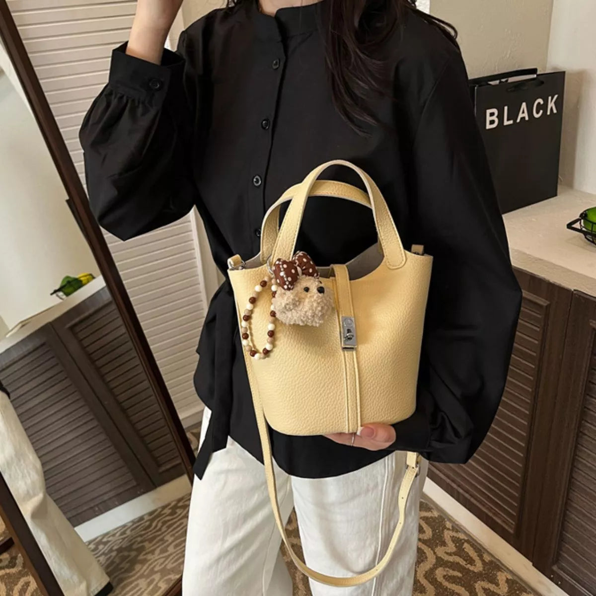 Sac Lélia seau en cuir – photo produit 5