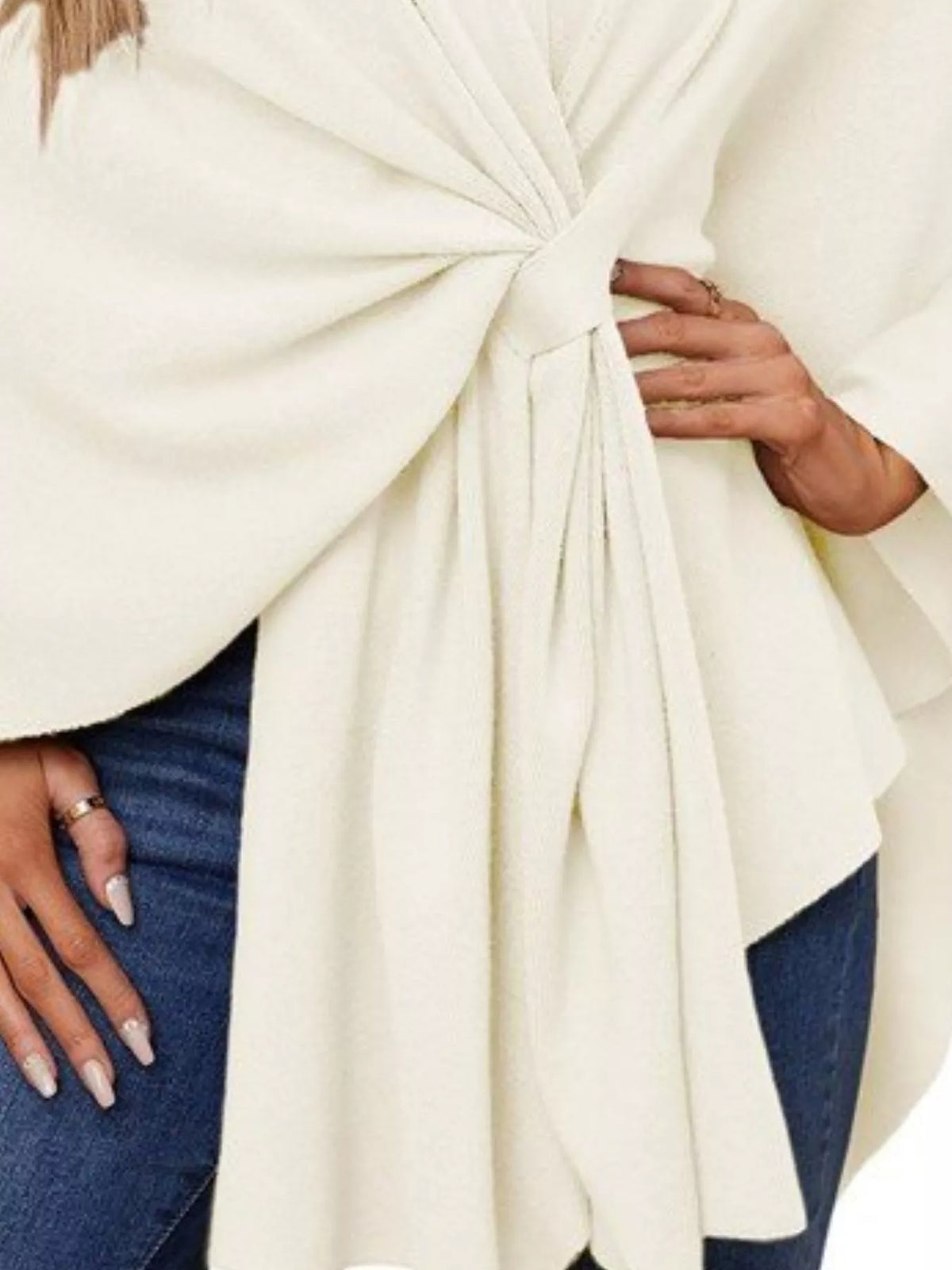Top Iléana – cape en maille à nouer devant – photo produit 9